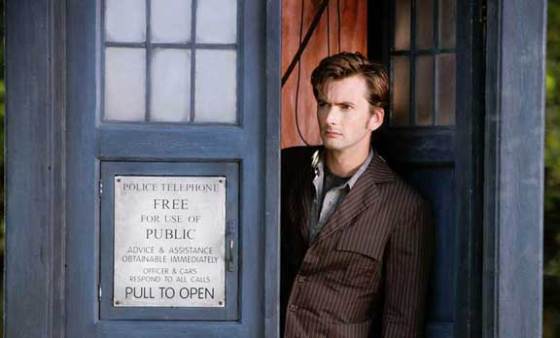 Doctor Who David Tennant outside the TARDIS